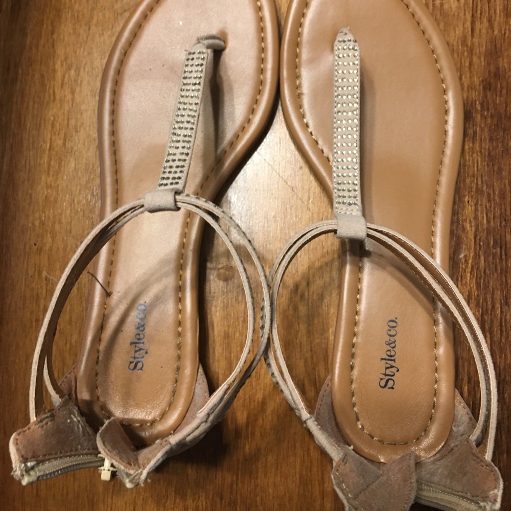 Style and co sandals